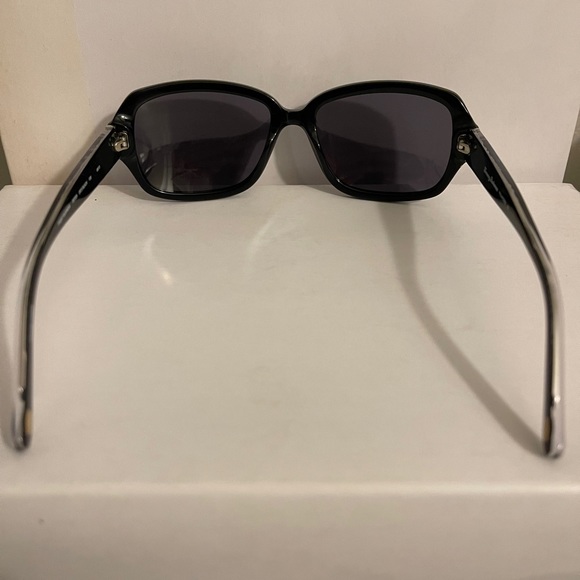 Tommy Bahama Sunglasses TB7029 black frame new - Picture 5 of 5